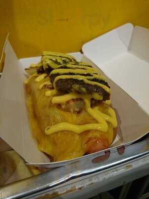 Iconic H 特色熱狗店