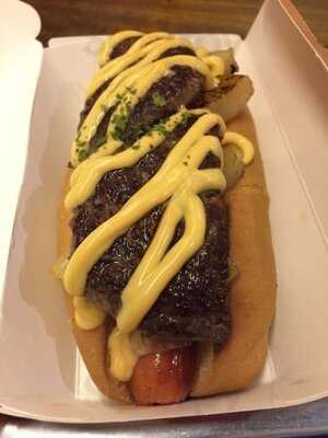 Iconic H 特色熱狗店