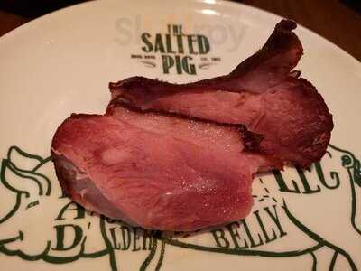 The Salted Pig (西灣河)