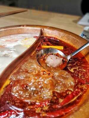 渝味曉宇重慶老火鍋 (皇后大道東)