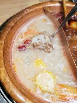 渝味曉宇重慶老火鍋 (皇后大道東)