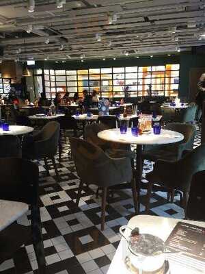 Pizza Express (帝國中心)