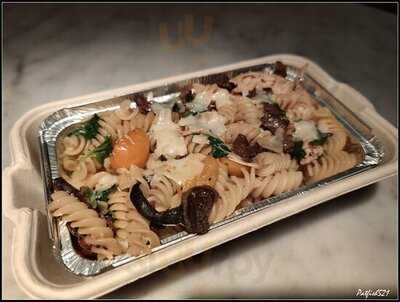 Pizza Express (帝國中心)