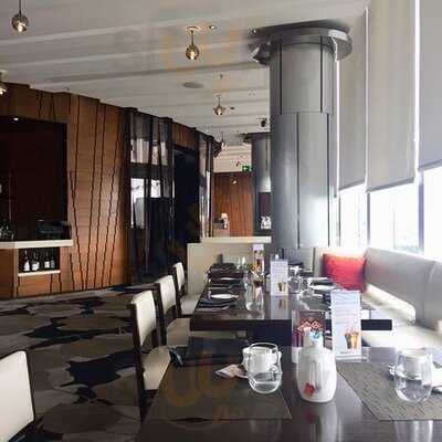 Cielo At Crowne Plaza Hong Kong Kowloon East