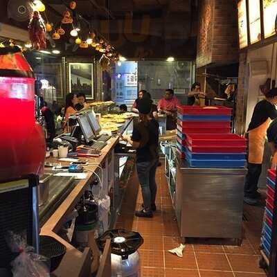 Paisano's Pizzeria & Sub Shop