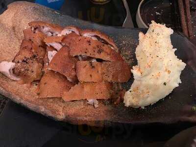 Konfusion Restaurant And Bar