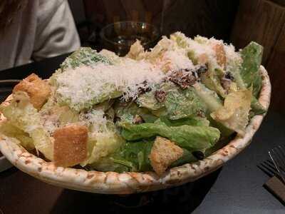 Konfusion Restaurant And Bar