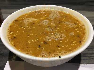 上上拉麵小籠包