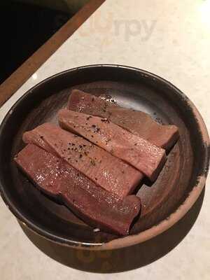 盛八日式燒肉店