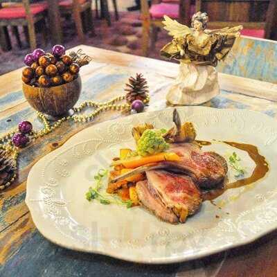 Tikitiki Bowling Bar