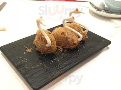 八月 (沙田分店)