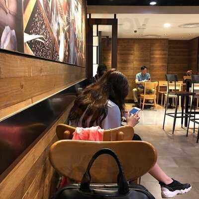 星巴克 (中源中心)