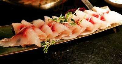 大紅袍火鍋料理 (順輝大廈)