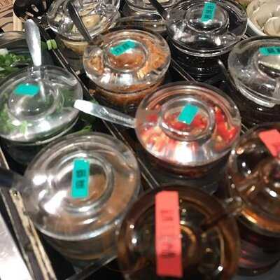 大紅袍火鍋料理 (順輝大廈)