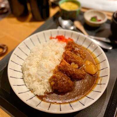 穴 (奧海城二期)