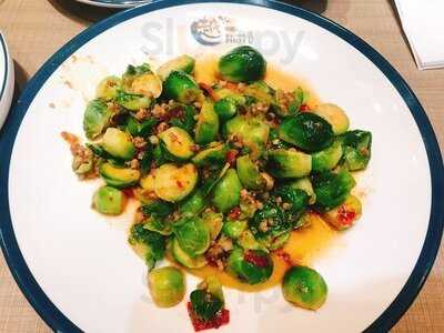 越一越南牛肉粉专门店 (富裕楼)