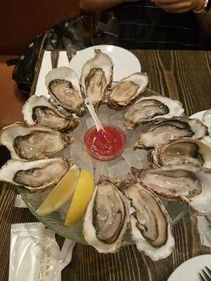 Oyster Station Snack & Oyster Bar