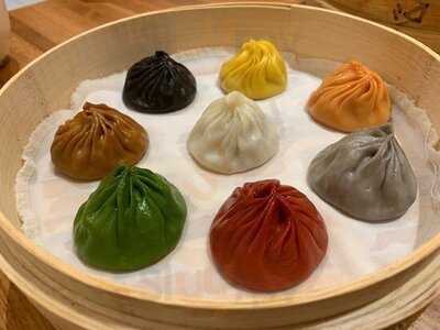 樂天皇朝 (青衣)