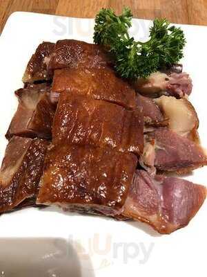 樂天皇朝 (青衣)