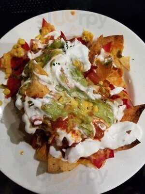 Stormies, Elements, Kowloon Station