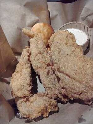 The Roundhouse - Chicken + Beer