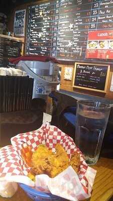 The Roundhouse - Chicken + Beer