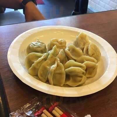 八方雲集鍋貼水餃專門店 (天慈)