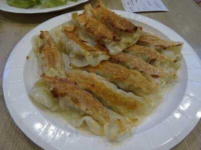 八方雲集鍋貼水餃專門店 (天慈)