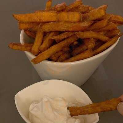 Little Tipsy Restaurant & Bar