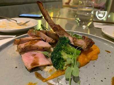 Little Tipsy Restaurant & Bar