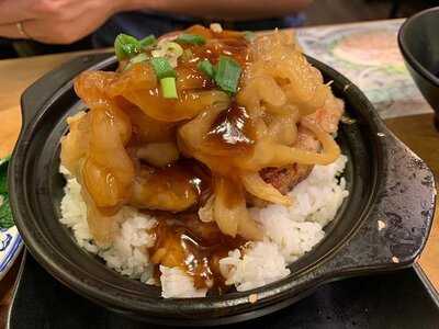 肉餅哥小炒料理 (康睦庭院)