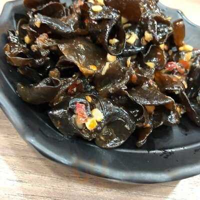 阿一猪扒酸辣米线 (海都楼)