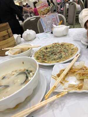 聯邦皇宮大酒樓 (青衣城)