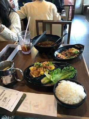 傷心酸辣粉 (旺角)