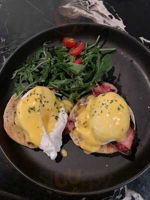 Classified 跑馬地分店