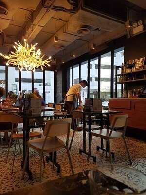 Classified 跑馬地分店