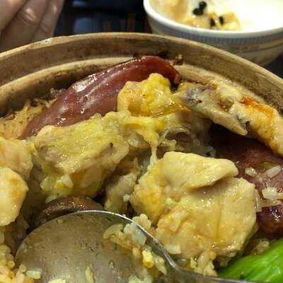 明苑粉麵茶餐廳