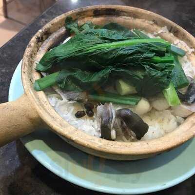 明苑粉麵茶餐廳