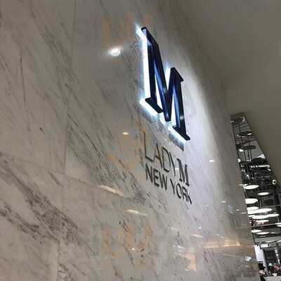 Lady M (新城市广场)
