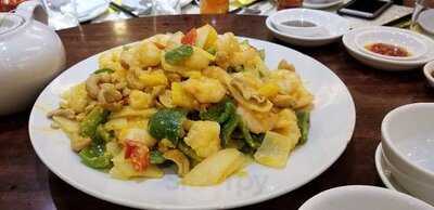 大荣华围村菜 (九龙湾)