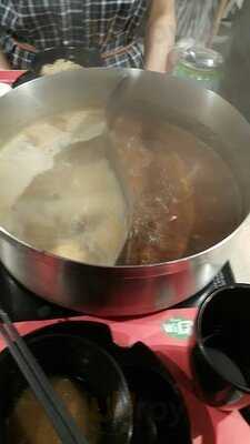 馬辣台式鴛鴦火鍋