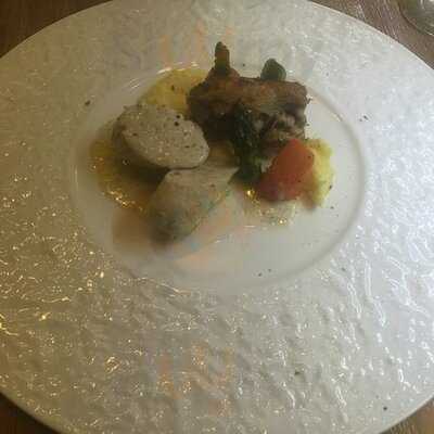 Stella's Bar & Restaurant