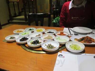 石牆道韓國餐廳