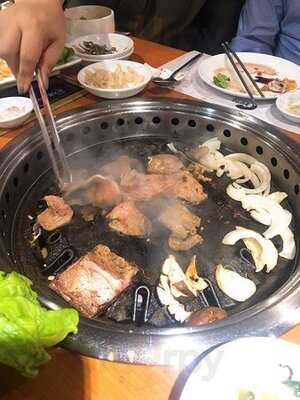 石牆道韓國餐廳