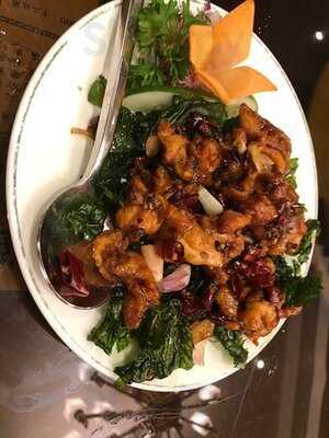 香港老飯店 (華寶大廈)