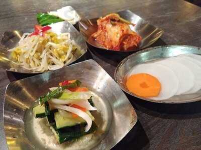 炑八韓烤 (偉華中心)