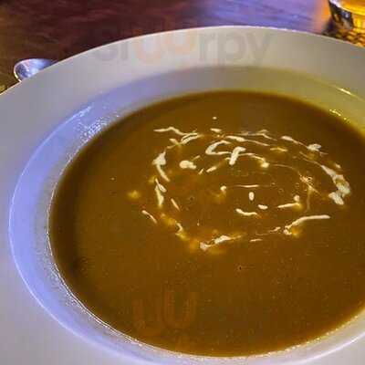 Le Paradis Restaurant & Cafe