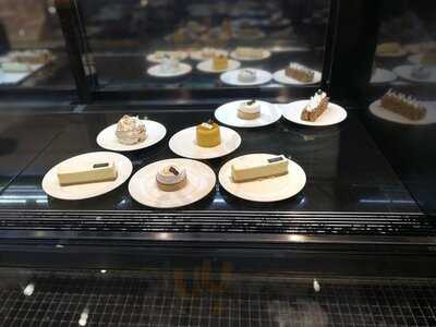 Agnes B. Cafe L.p.g.(mody Road)