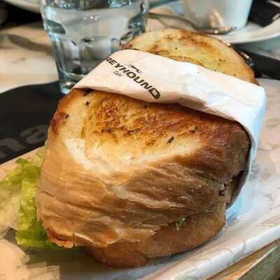 Greyhound Café (九龍塘)