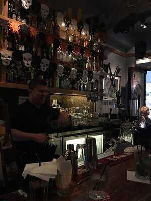 Intime Bar & Restaurant